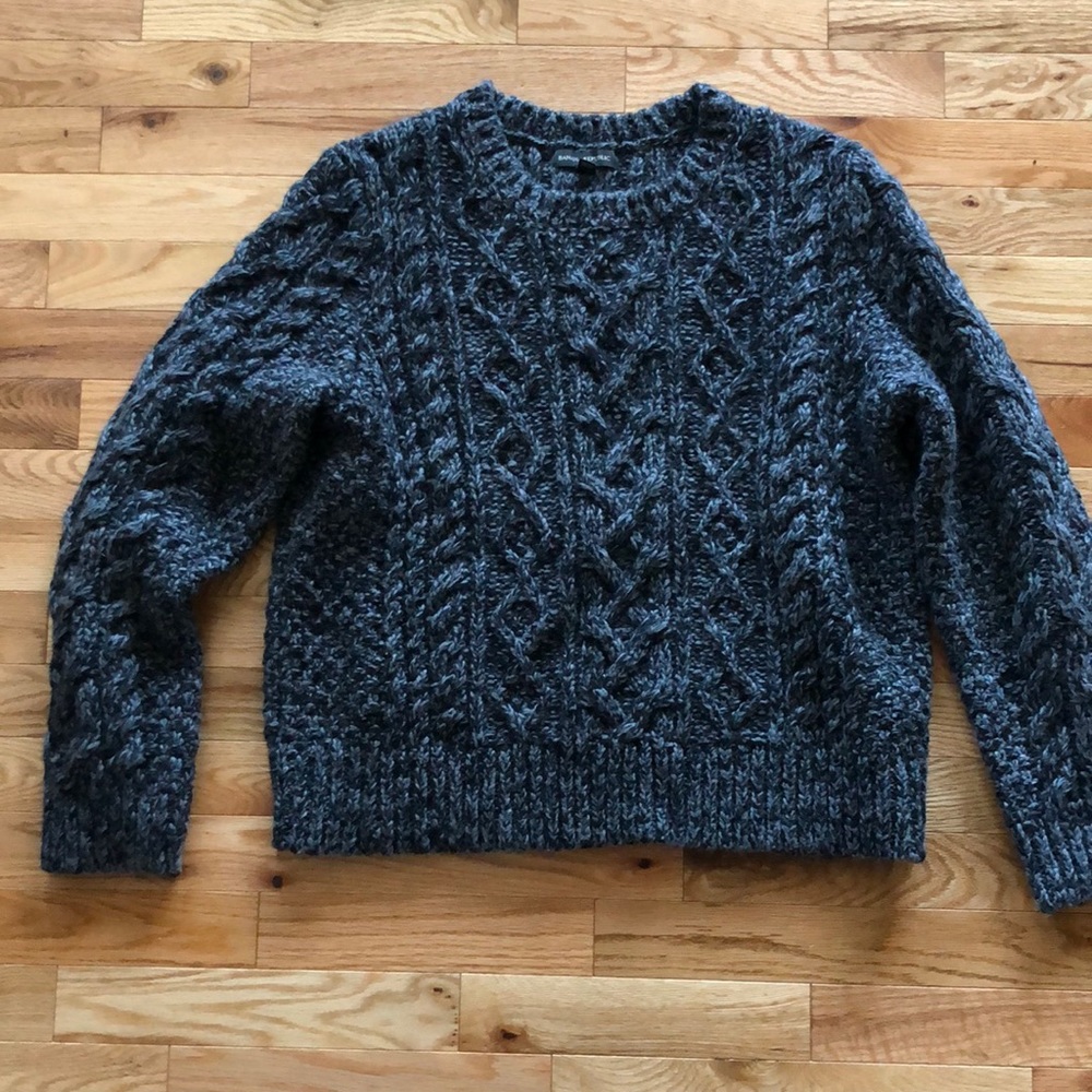Banana Republic wool fisherman sweater